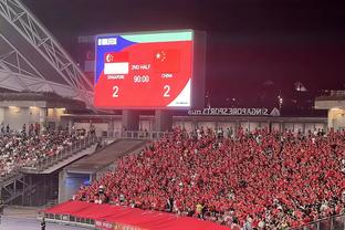 日本半场0-2落后伊拉克，韩媒幸灾乐祸：这真是夺冠热门❓
